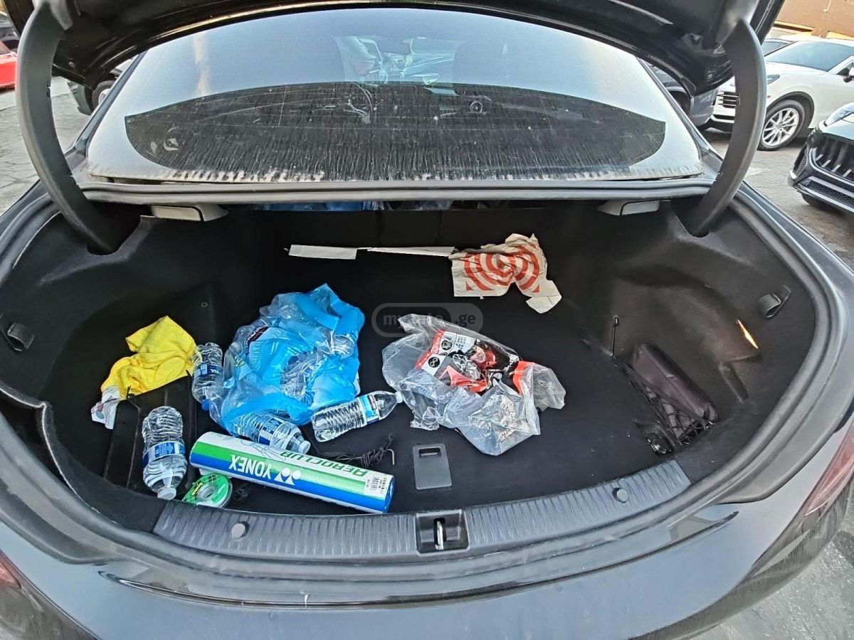 Mercedes-Benz C 300 - фото 9