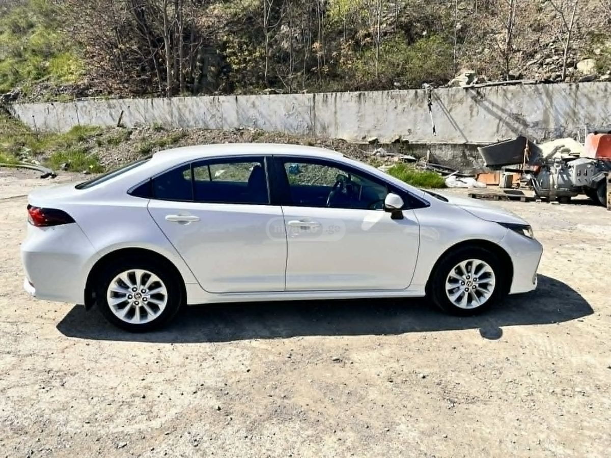 Toyota Corolla - фото 6