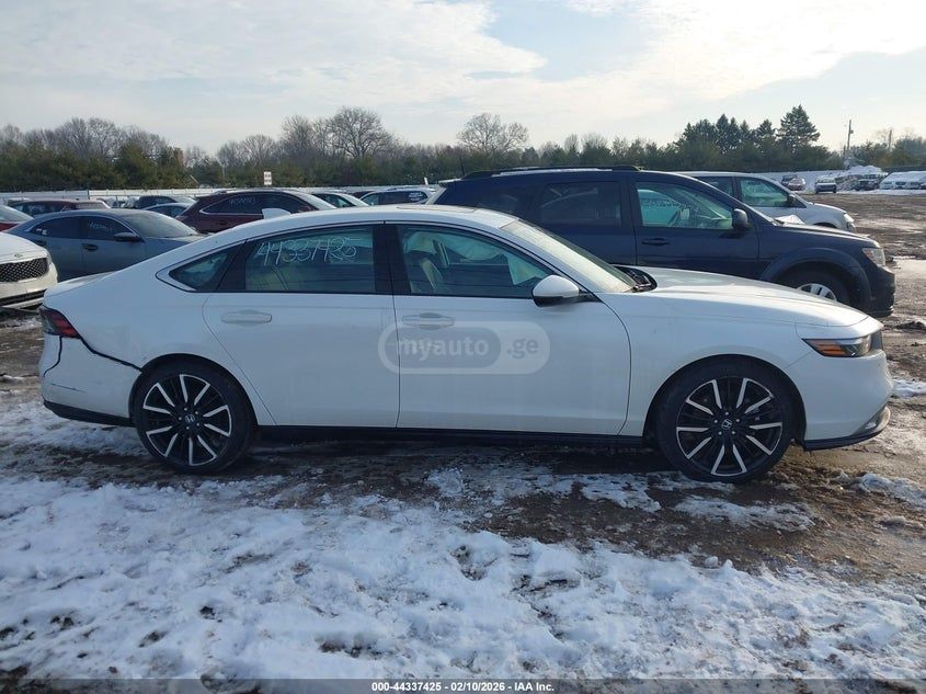 Honda Accord - фото 11