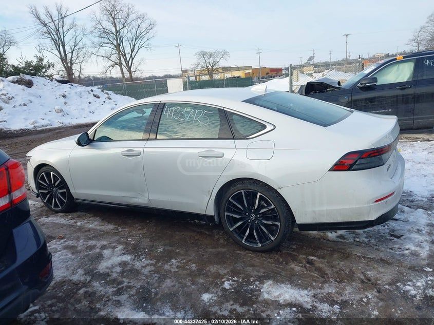 Honda Accord - фото 12