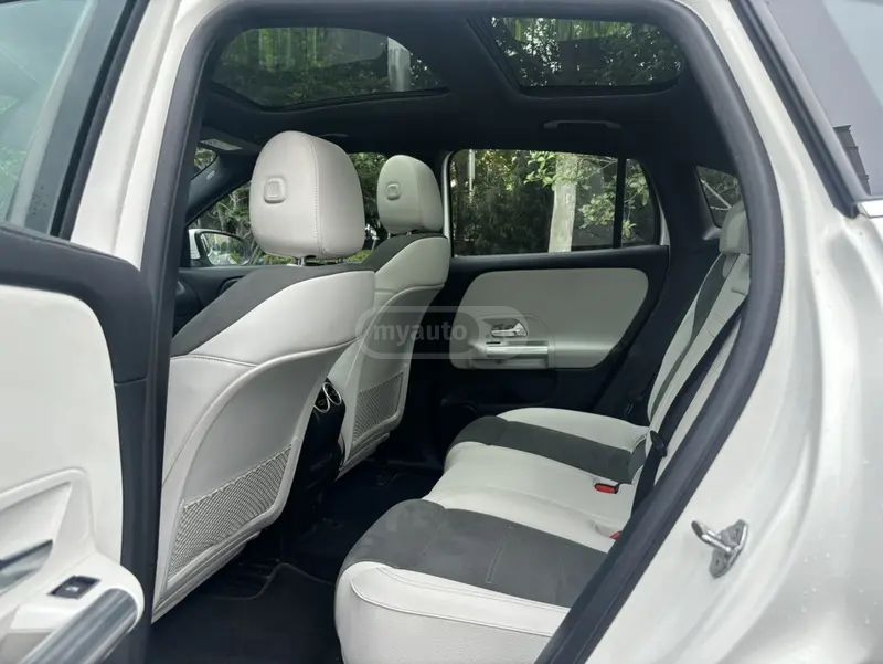 Mercedes-Benz EQA 300 2022 — миниатюра 10