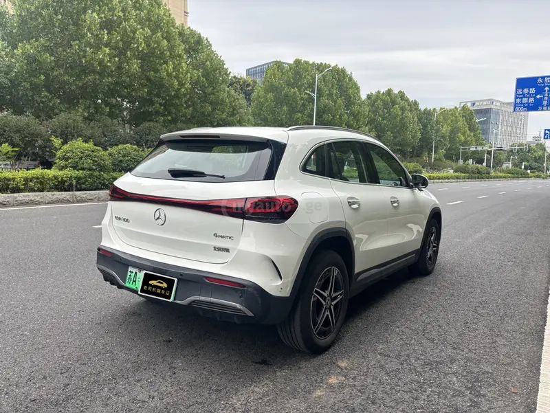 Mercedes-Benz EQA 300 2022 — миниатюра 6