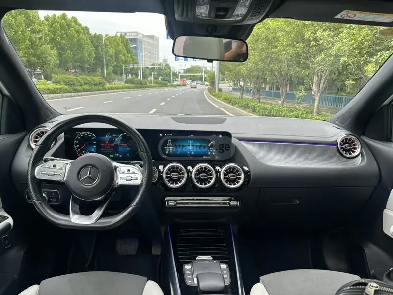 Mercedes-Benz EQA 300 2022 — миниатюра 7