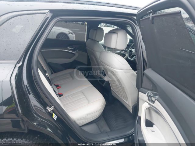 Audi E-TRON CHRONOS QUATTRO — миниатюра 10