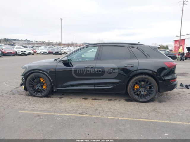 Audi E-TRON CHRONOS QUATTRO — миниатюра 2