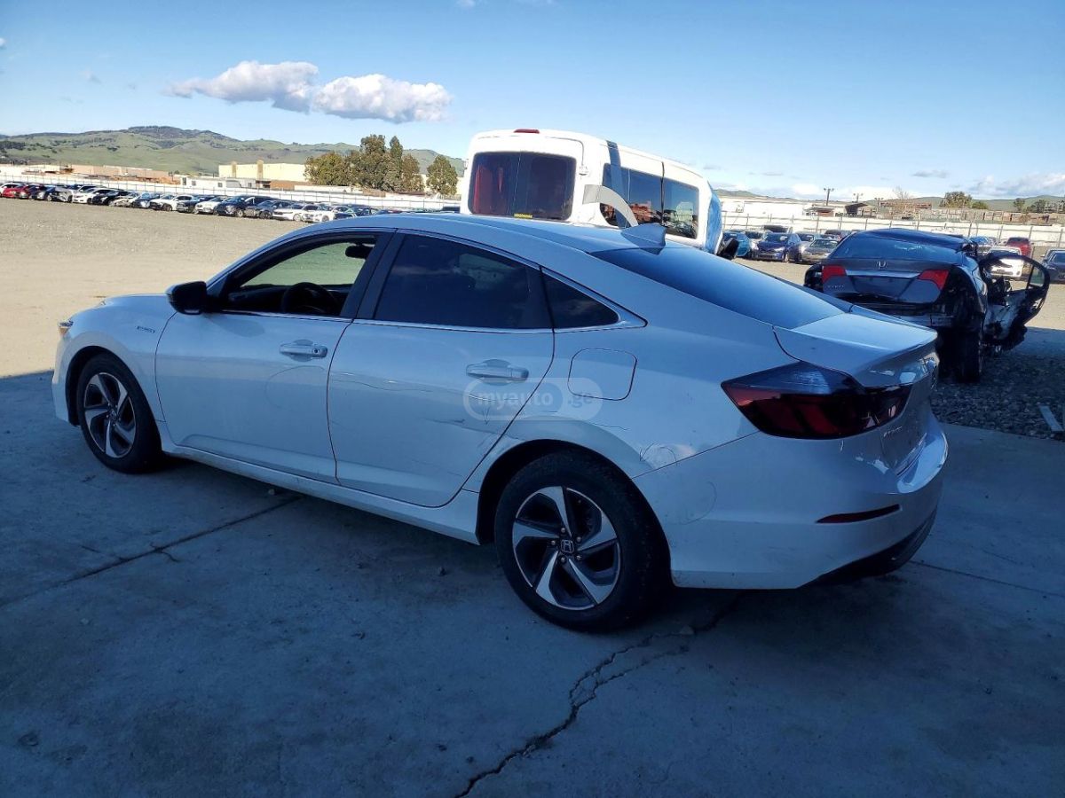 Honda Insight - фото 2