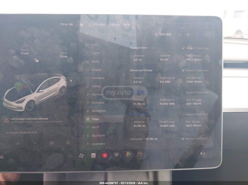 Tesla Model 3 - фото 7