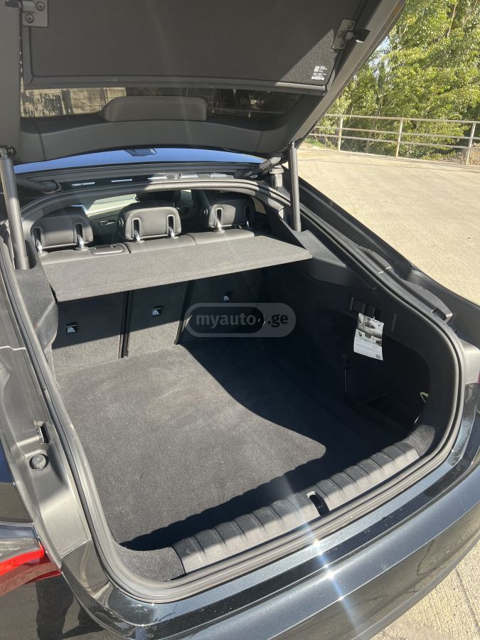 BMW GRAN COUPE — миниатюра 8