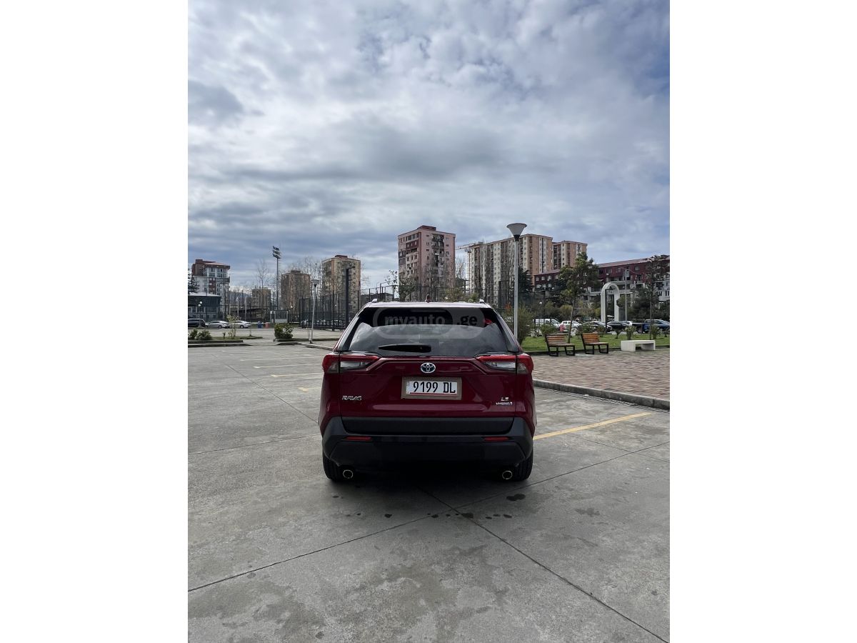 Toyota RAV 4 - фото 6