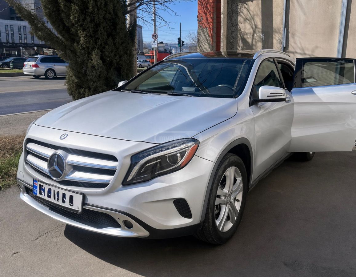 Mercedes-Benz GLA 250 - фото 1