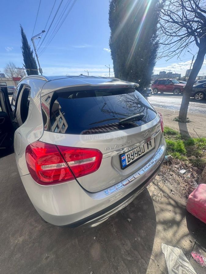 Mercedes-Benz GLA 250 - фото 4