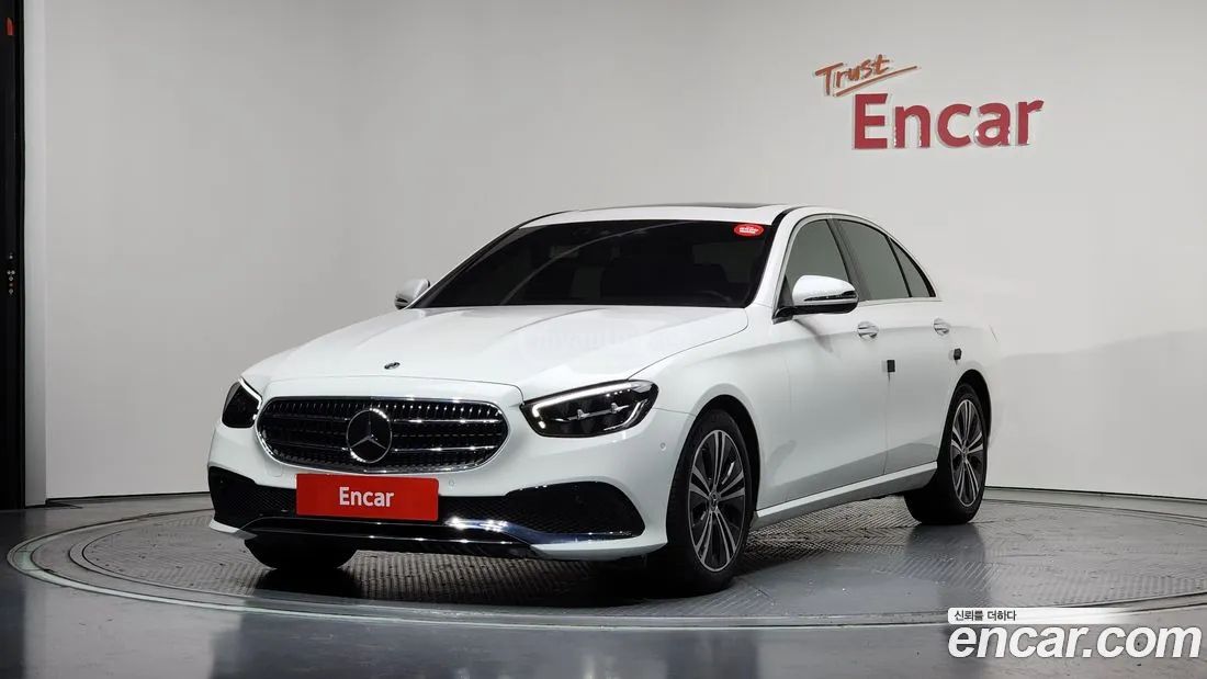 Mercedes-Benz E 63 AMG 2021 — миниатюра 1