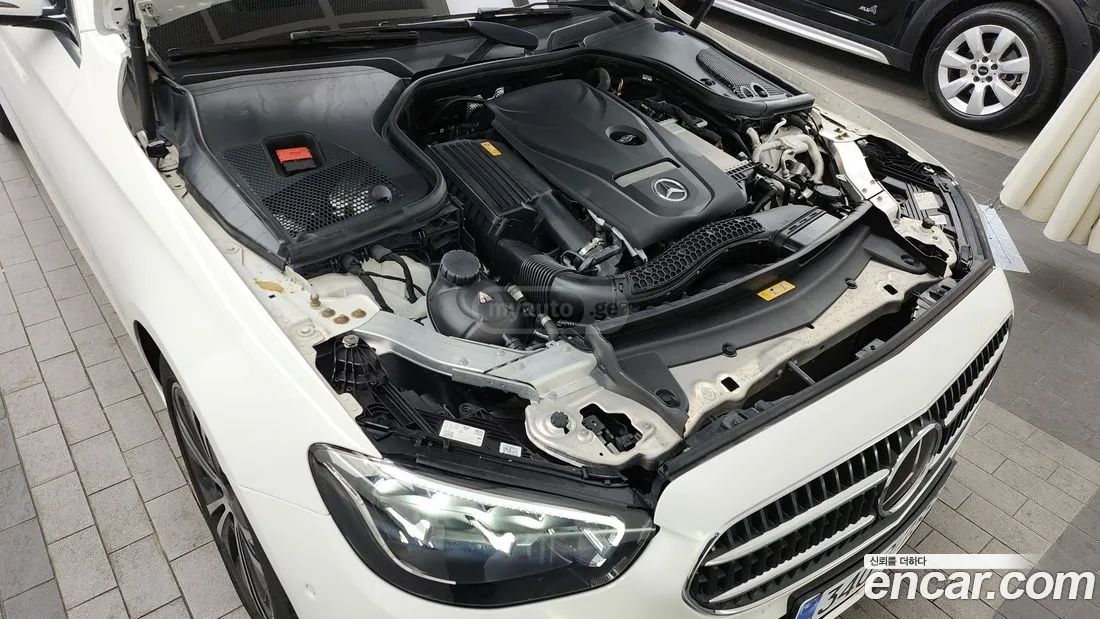 Mercedes-Benz E 63 AMG 2021 — миниатюра 6