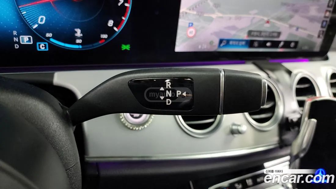 Mercedes-Benz E 63 AMG 2021 — миниатюра 9