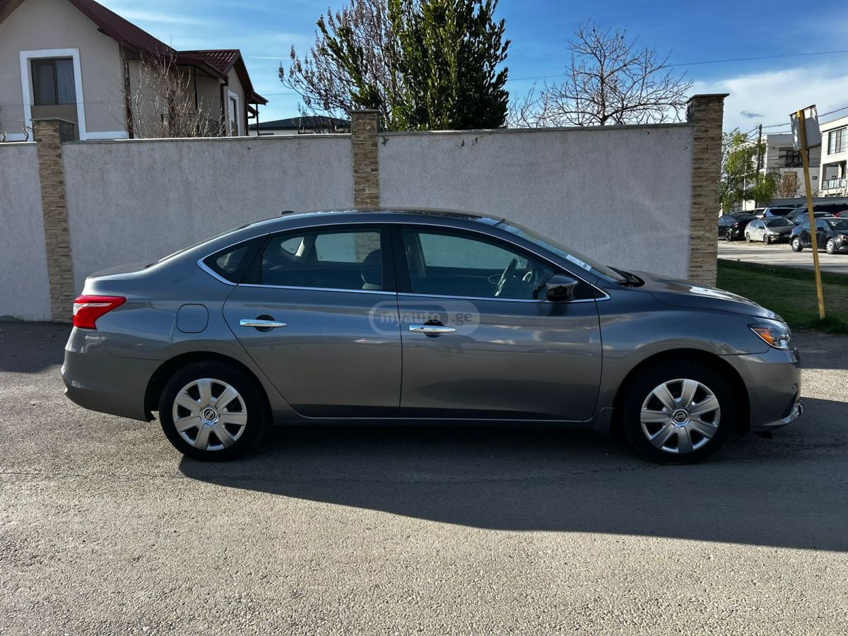 Nissan Sentra - фото 7