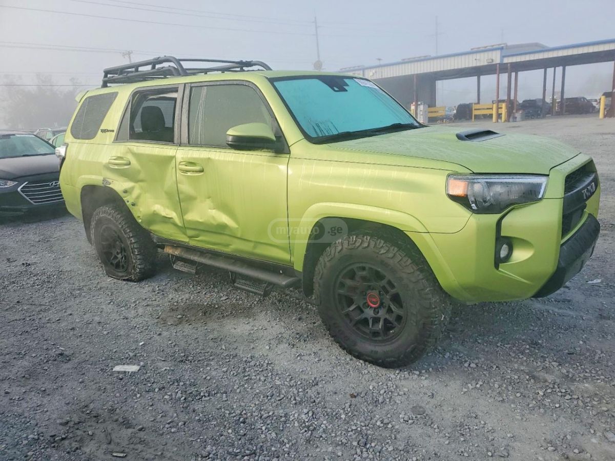 Toyota 4 Runner - фото 4