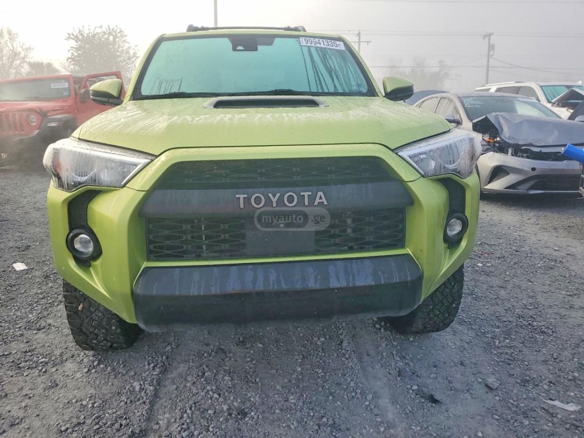 Toyota 4 Runner - фото 5