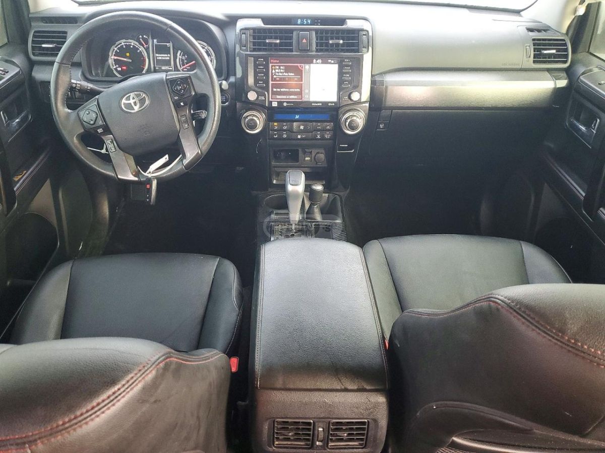 Toyota 4 Runner - фото 8