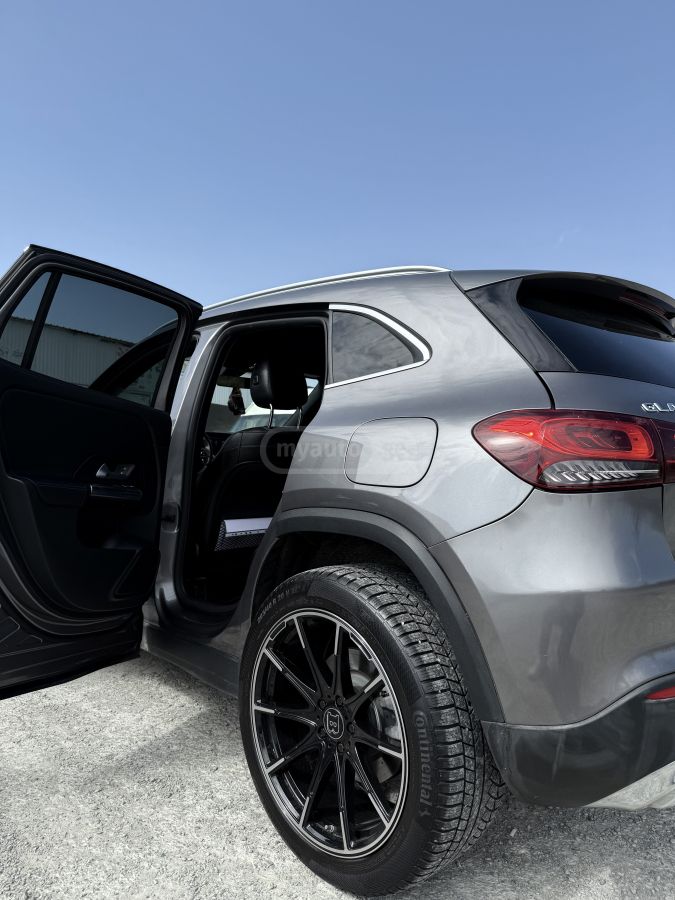 Mercedes-Benz Base GLA 250 4dr All-Wheel Dri — миниатюра 11