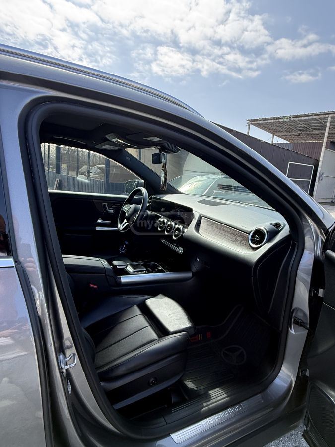 Mercedes-Benz Base GLA 250 4dr All-Wheel Dri — миниатюра 13