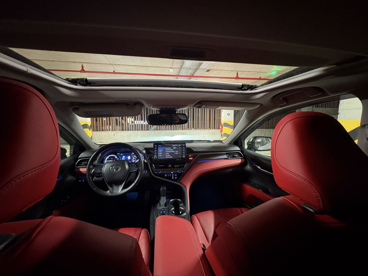 Toyota Camry - фото 9