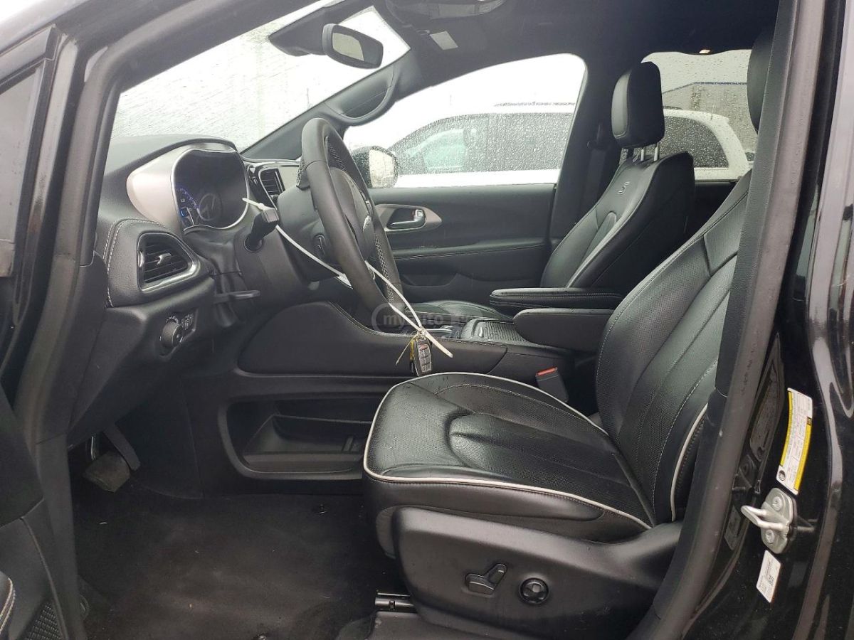 Chrysler Pacifica 2024 — миниатюра 7