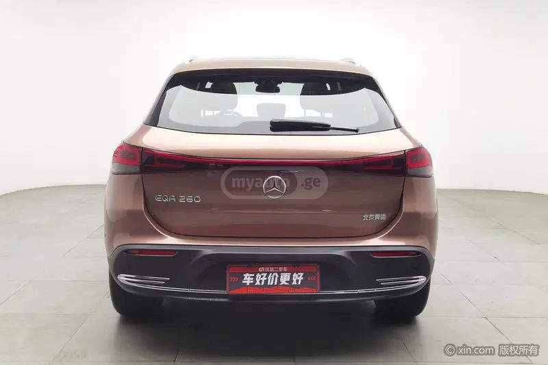 Mercedes-Benz EQA 300 2022 — миниатюра 3