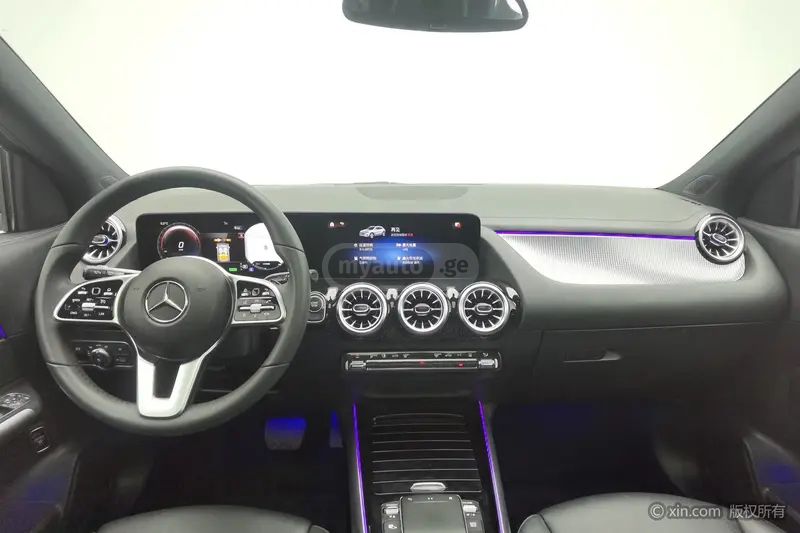 Mercedes-Benz EQA 300 2022 — миниатюра 8