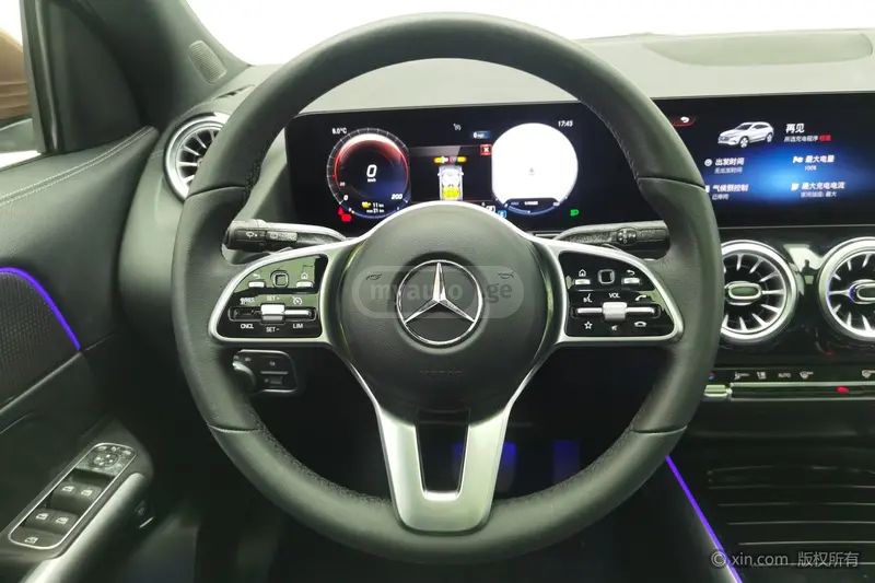 Mercedes-Benz EQA 300 2022 — миниатюра 9