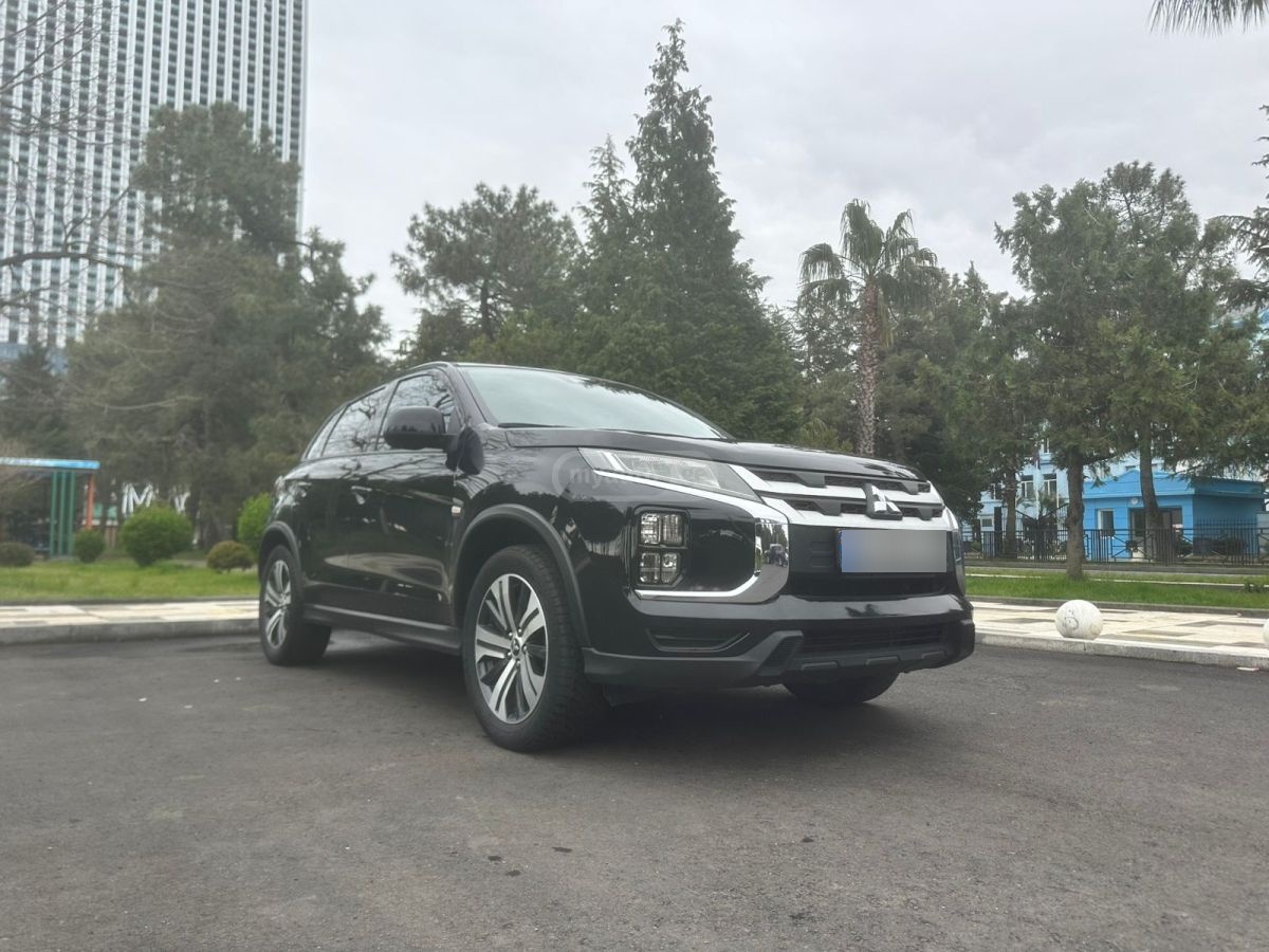 Mitsubishi Outlander Sport - фото 2