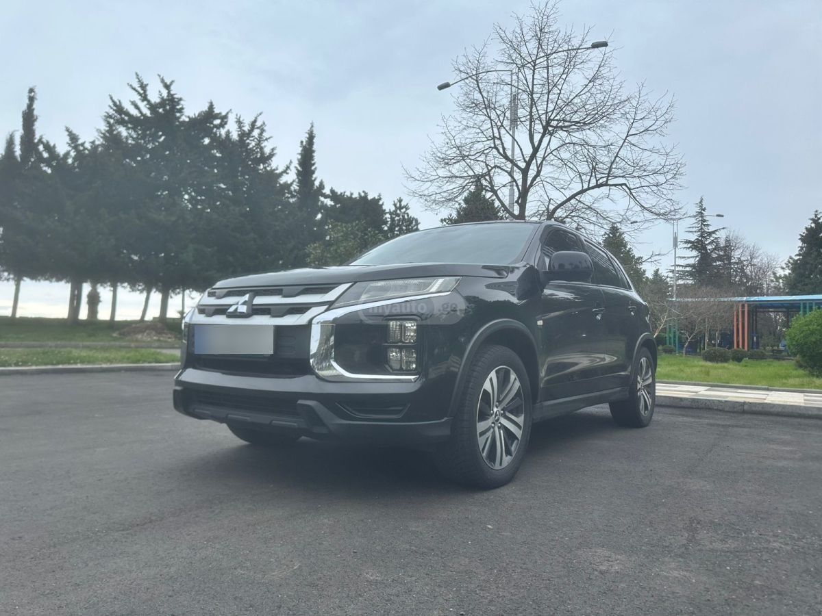 Mitsubishi Outlander Sport - фото 3