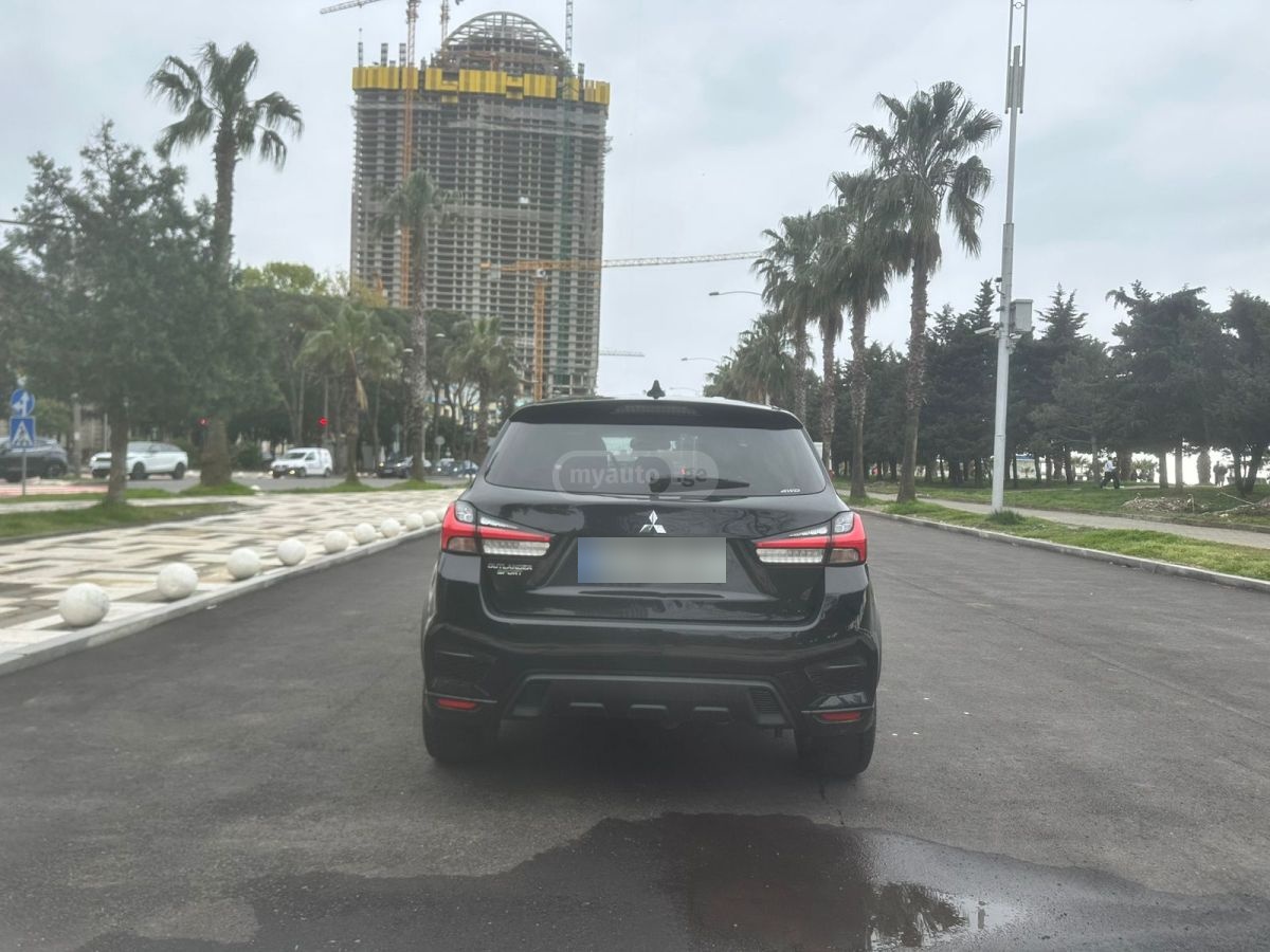 Mitsubishi Outlander Sport - фото 5