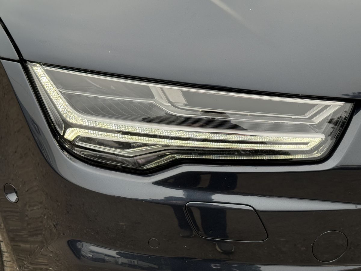 Audi A7 - фото 1