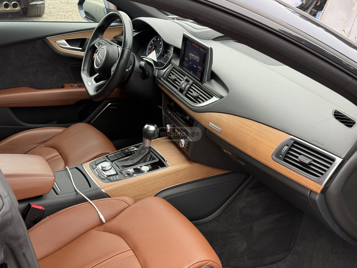 Audi A7 - фото 2