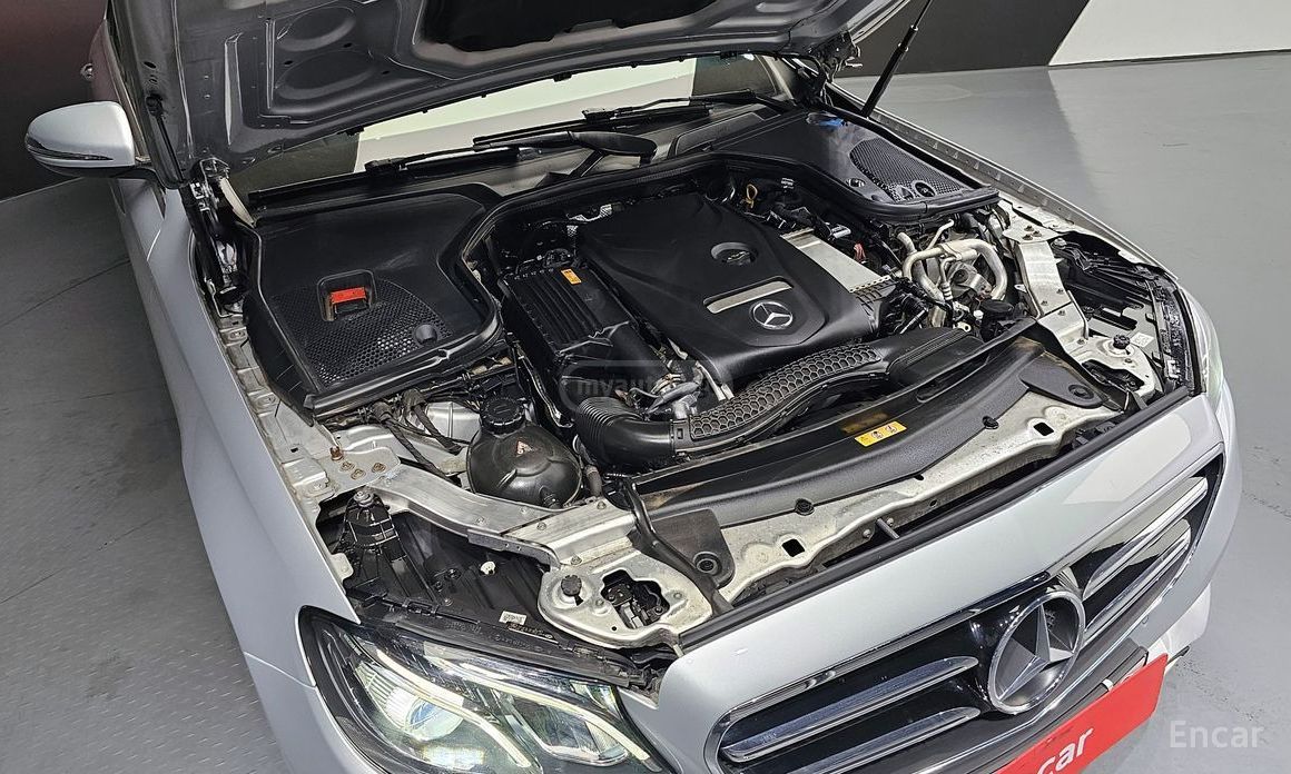 Mercedes-Benz E 250 2020 — миниатюра 4