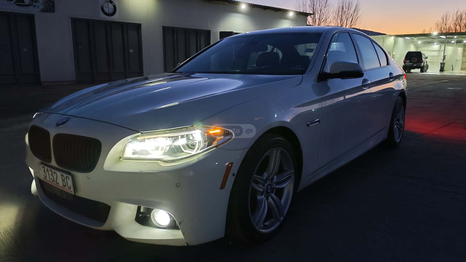 BMW 550 - фото 1