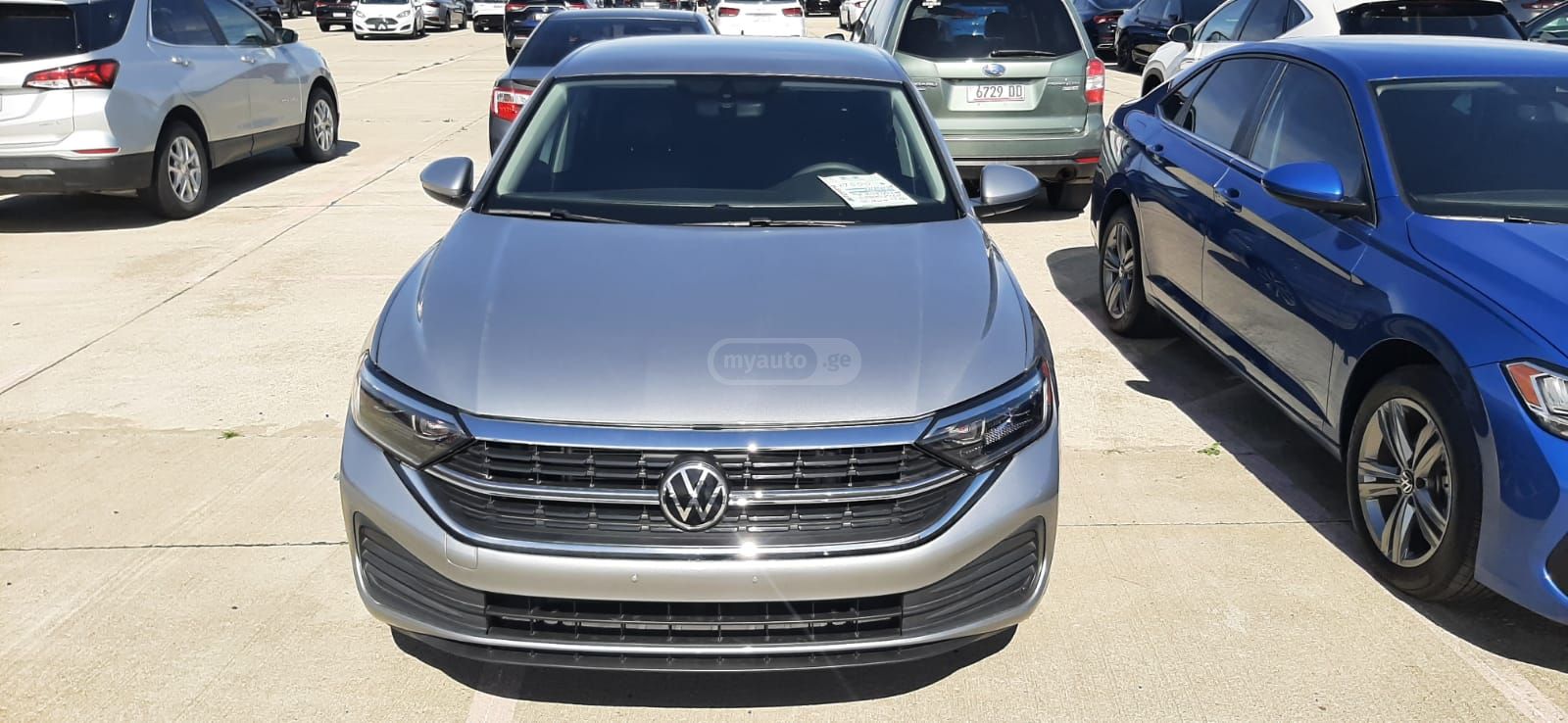 Volkswagen Jetta - фото 1