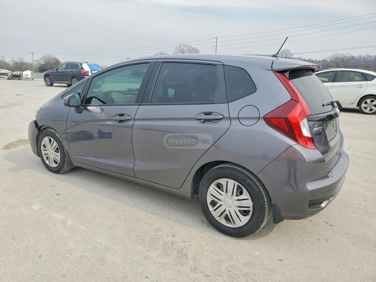 Honda FIT - фото 2