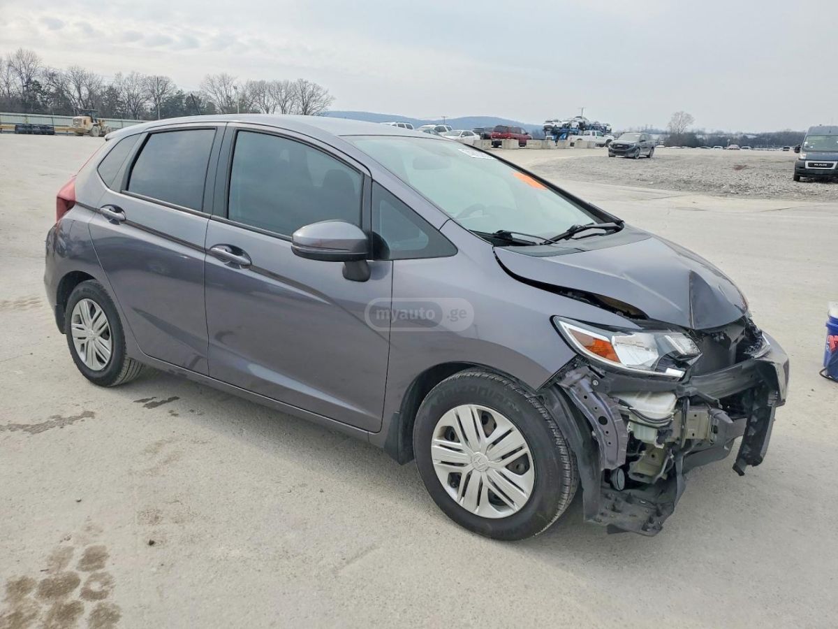 Honda FIT - фото 4