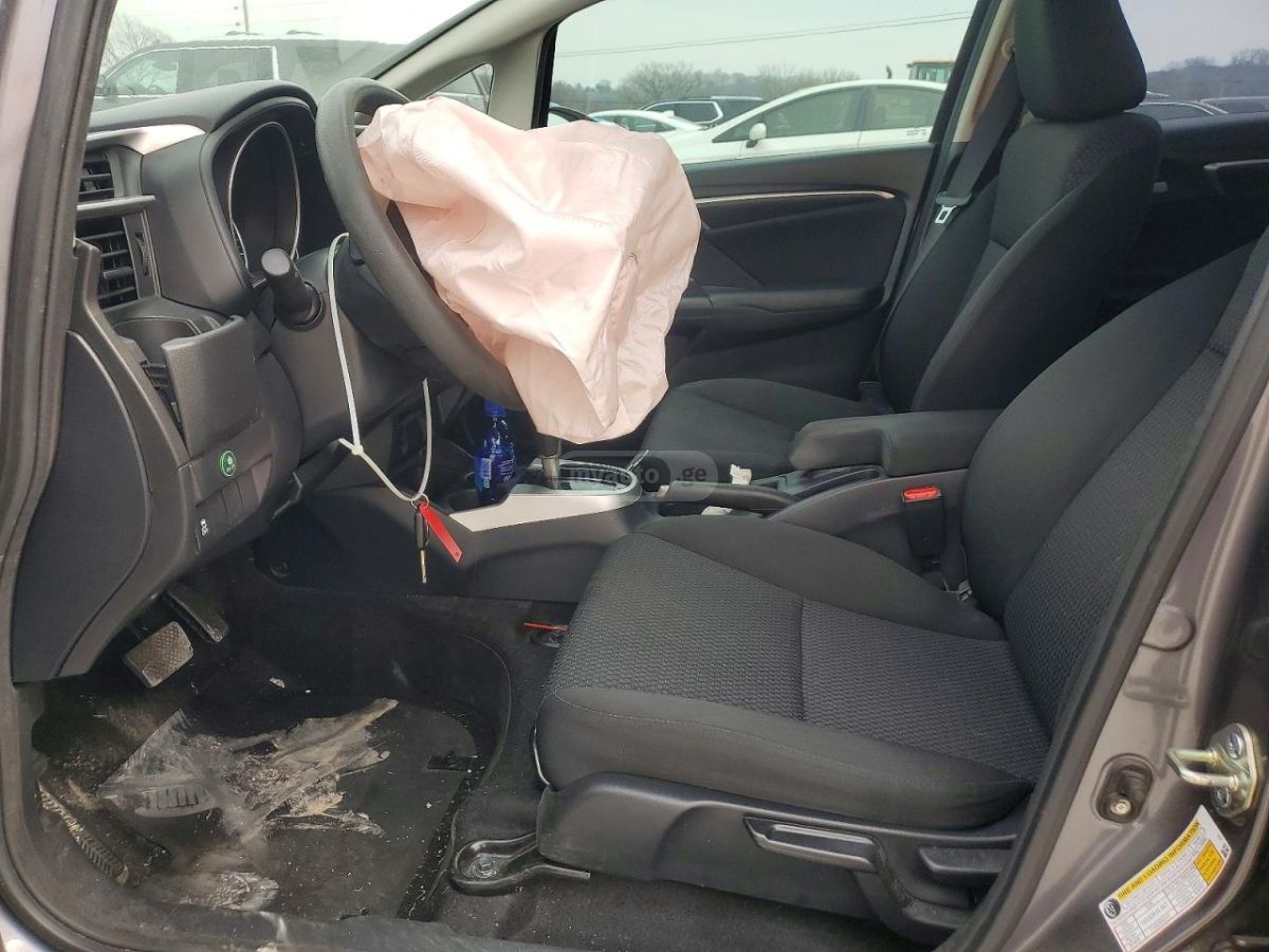 Honda FIT - фото 7