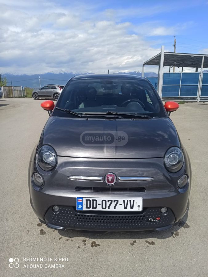 Fiat 500e - фото 6