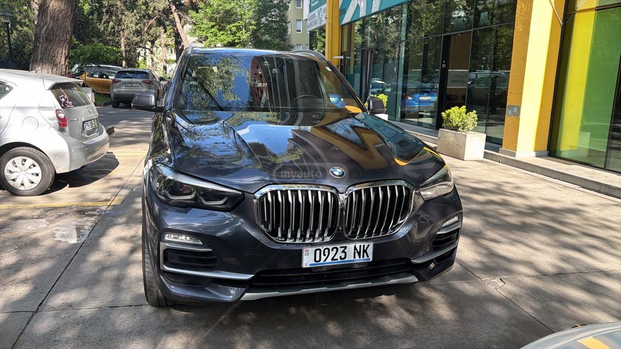 BMW X5 - фото 2