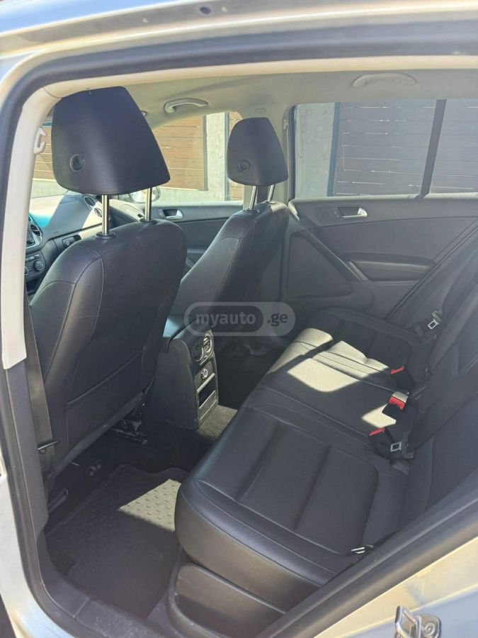 Volkswagen Tiguan - фото 10