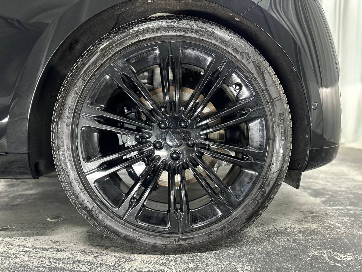 Land Rover Range Rover Vogue 2026 — миниатюра 8