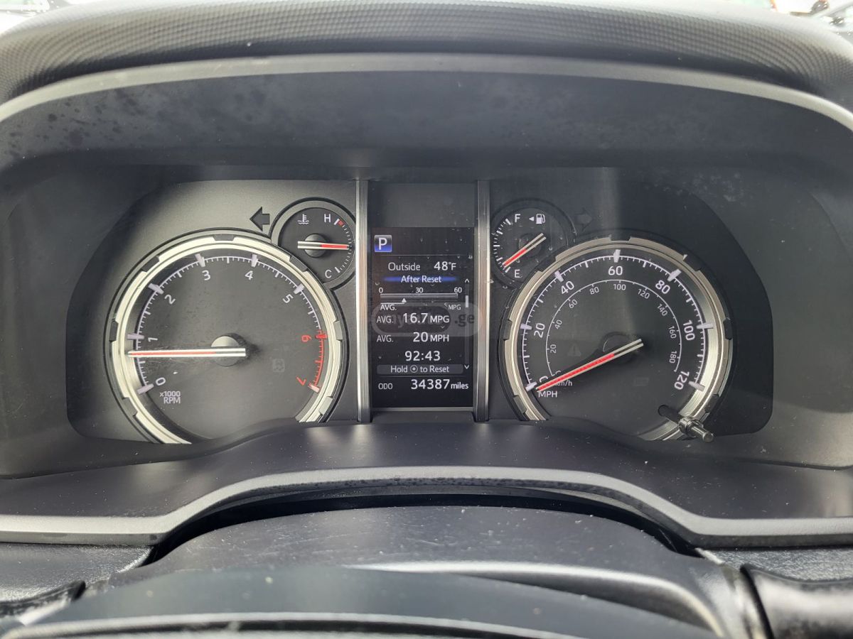 Toyota 4 Runner - фото 12