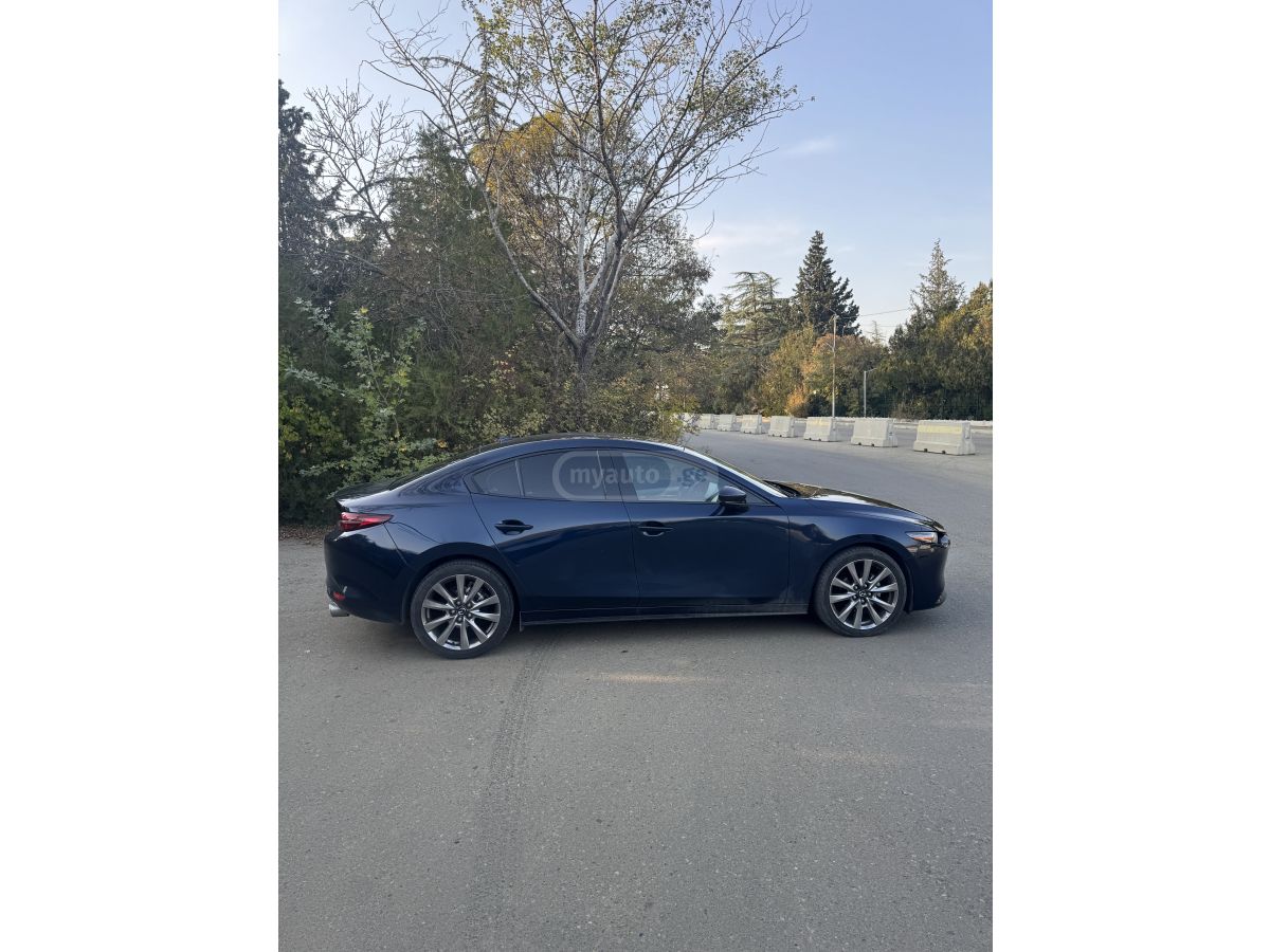 Mazda Mazda 3 - фото 4