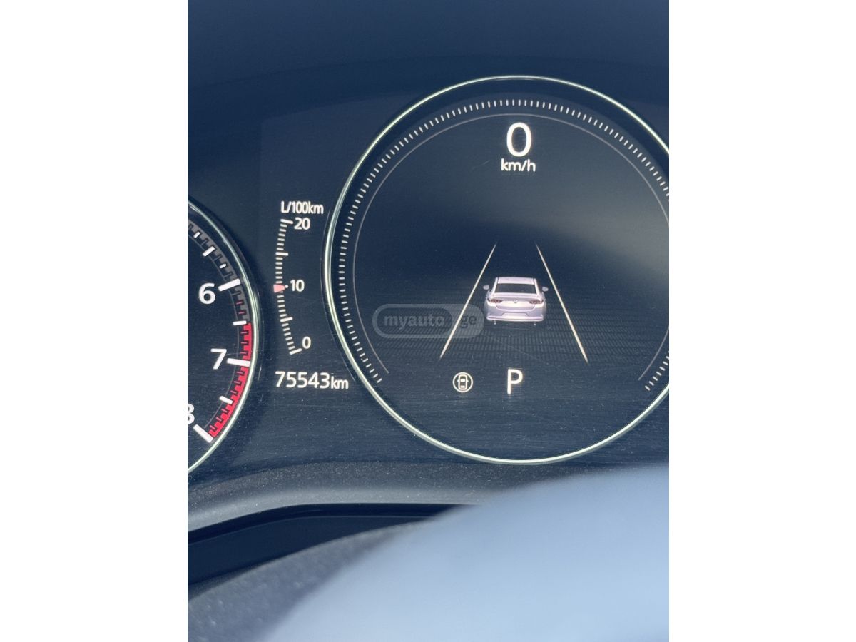 Mazda Mazda 3 - фото 8