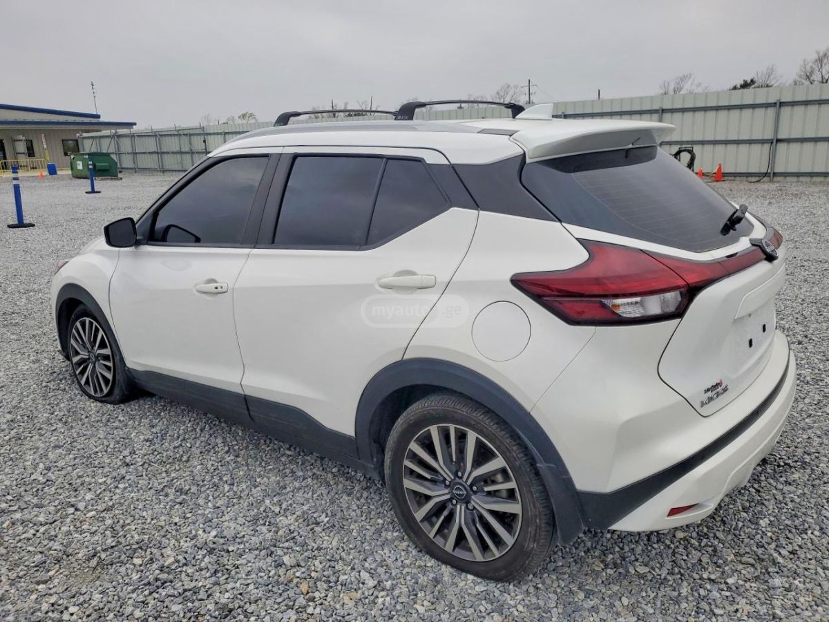 Nissan Kicks - фото 4