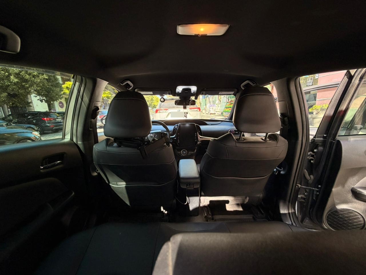 Toyota Prius Prime 2022 — миниатюра 7