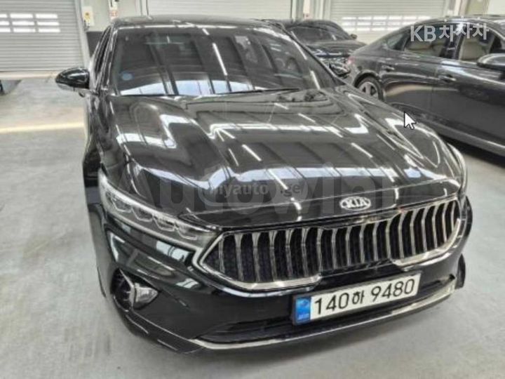 Kia Cadenza - фото 1